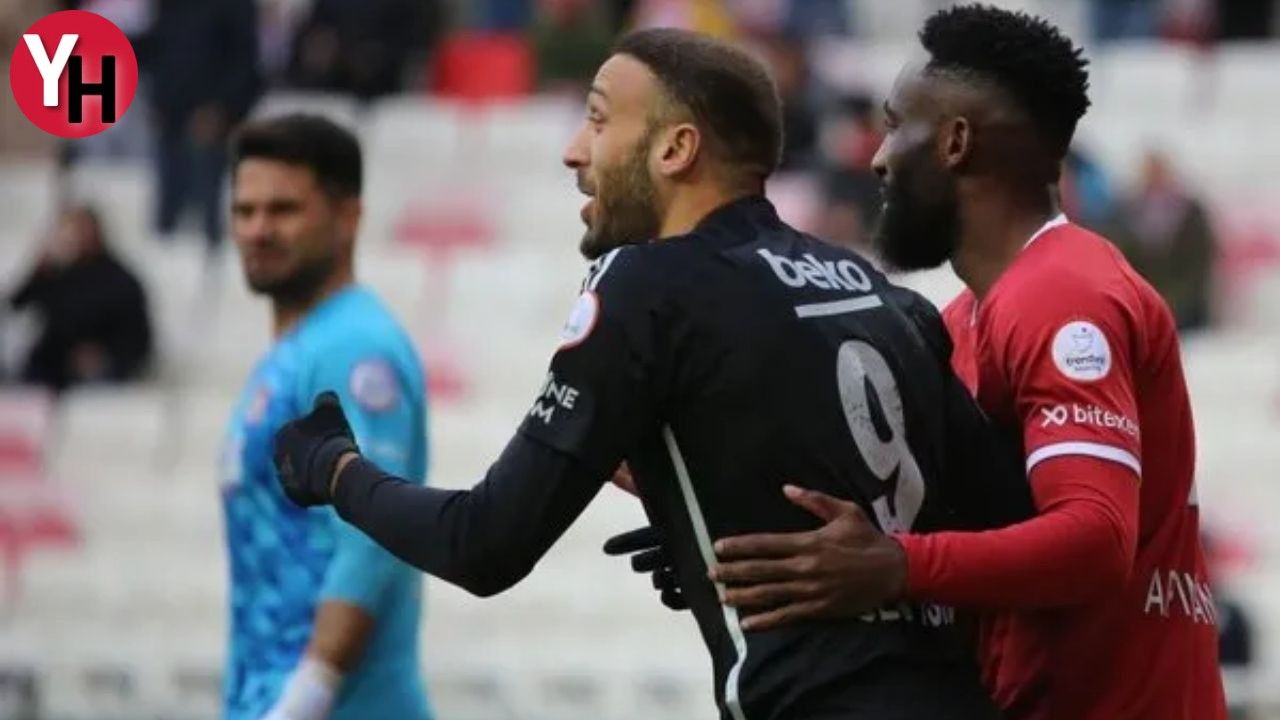 Hakem Ali Şansalan'ın Olay Kararı! Sivasspor-Beşiktaş Maçında Ortalık Karıştı