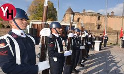 Bitlis'te 10 Kasım Atatürk'ü Anma Programı Düzenlendi