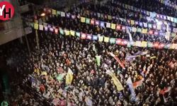 Mersin Akdeniz'de DEM Parti Açılışında 'APO'ya Özgürlük' Sloganları Atıldı