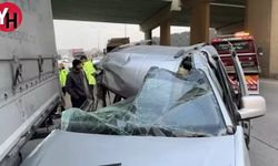 Pendik'te Korkunç Kaza! Araç Hurdaya Döndü