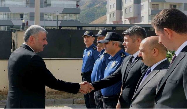 Bitlis Emniyet Müdürü Şekeroğlu Görevine Resmen Başladı: Yeni Dönem Başlıyor