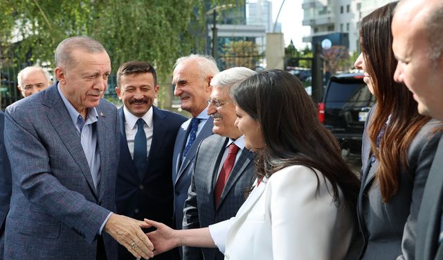 Cumhurbaşkanı Erdoğan, AK Parti Genel Merkezi'nde