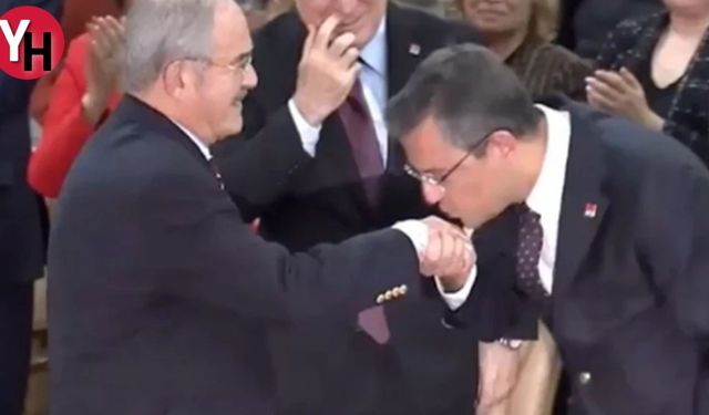 CHP Genel Başkanı Özgür Özel Yılmaz Büyükerşen'in Eliyle Buluştu