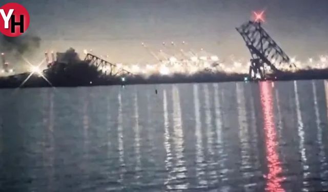 Son Dakika: ABD'de Gemi Çarptı Köprü Yıkıldı, Araçlar Denize Uçtu!