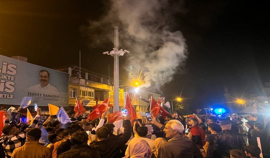 Erdoğan'ın zaferi Kilis’te coşkuyla kutlandı