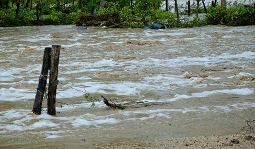 Kırklareli'nde Sel Felaketi: 2 Ölü, 4 Kayıp