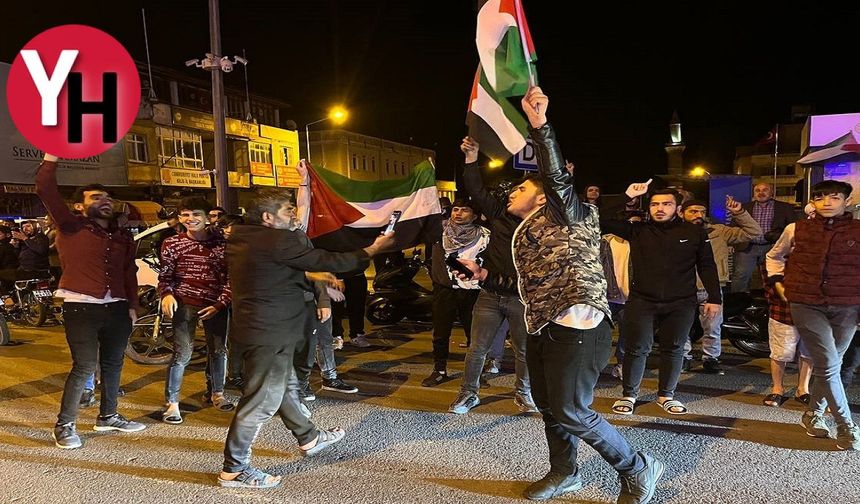 Kilis'te Filistin için eller semaya  açıldı