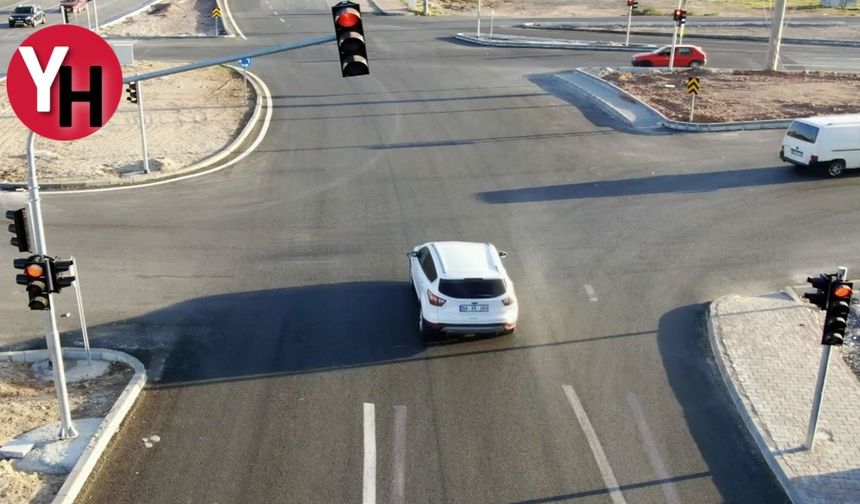 Aksaray'da Kırmızı Işıkta Geçen Sürücüler Dron İle Denetlendi