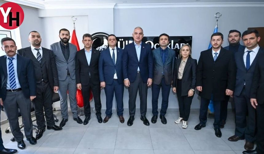 Kültür ve Turizm Bakanı Mehmet Nuri Ersoy, Antalya Ülkü Ocakları'nı Ziyaret Etti