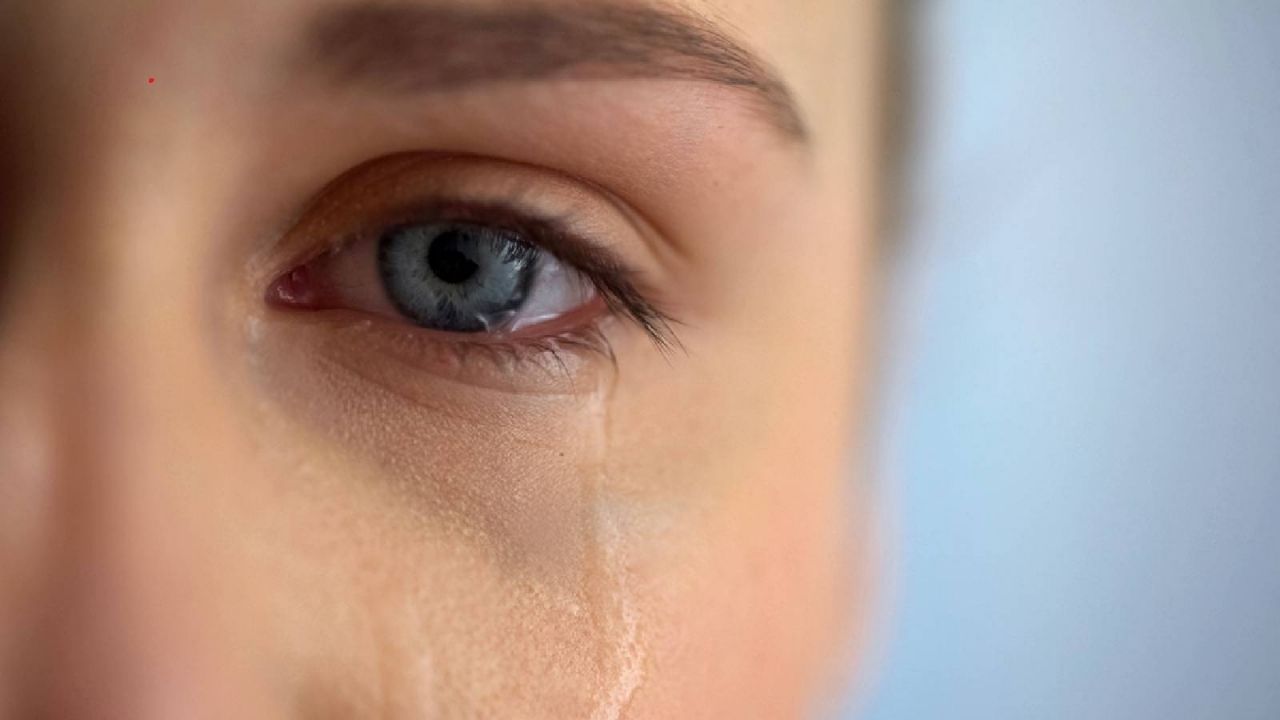 Gözyaşıyla Şarj Olan Akıllı Kontakt Lensler
