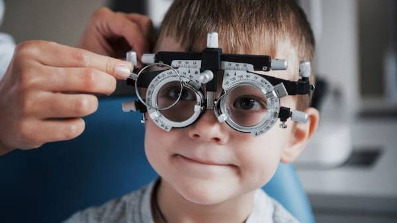Miyopi Artışı Çocukların Göz Sağlığı Tehlikede (1)