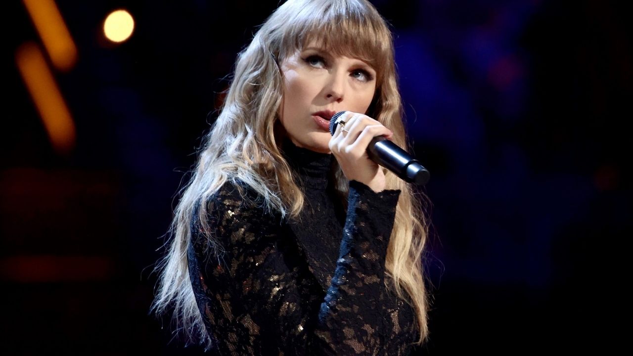 Taylor Swift Hayranları, Google Bulmacasıyla Yeni Şarkı İsimlerini Keşfetti! (1)