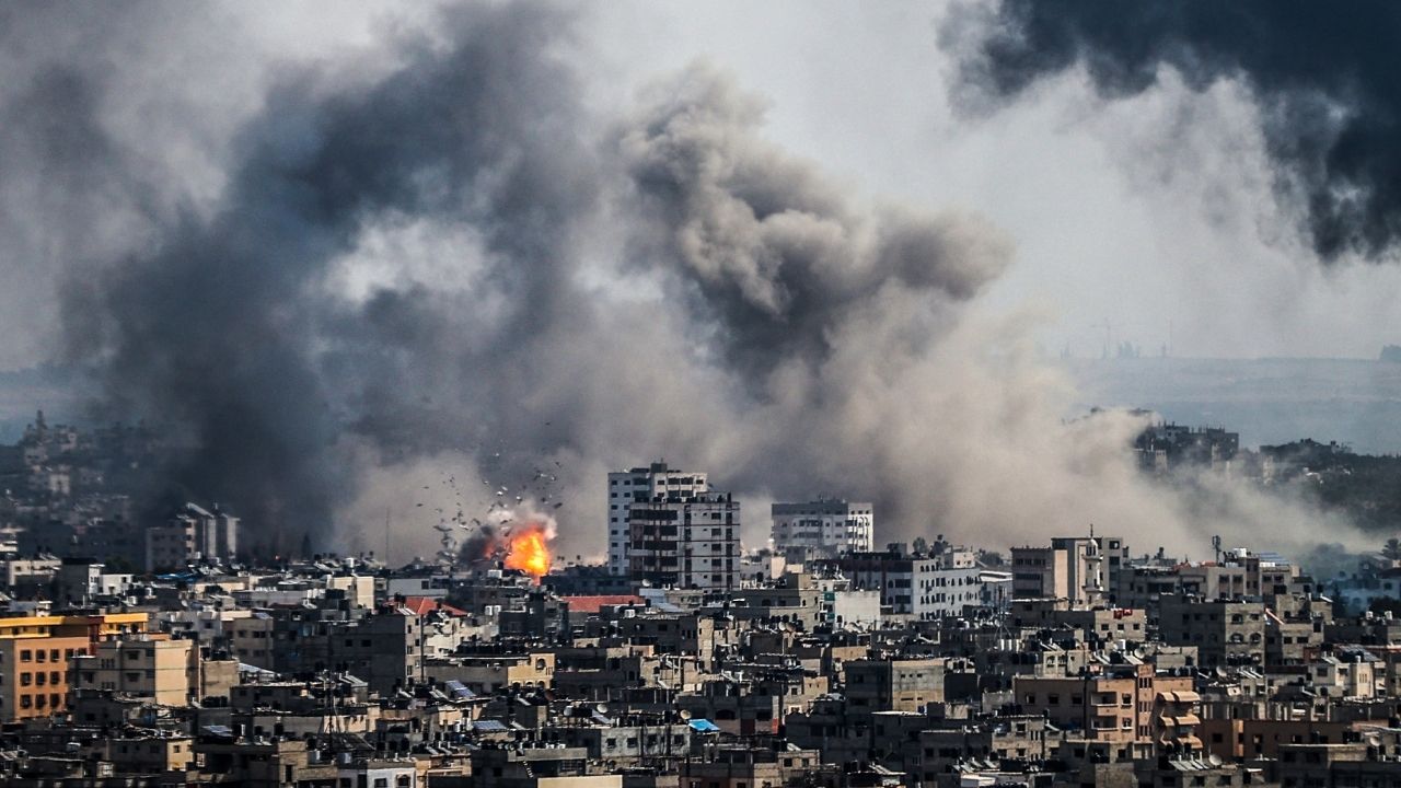 İsrail'den BM'ye Talep Gazze'deki Filistinlilerin Güneye Kaydırılması (1)