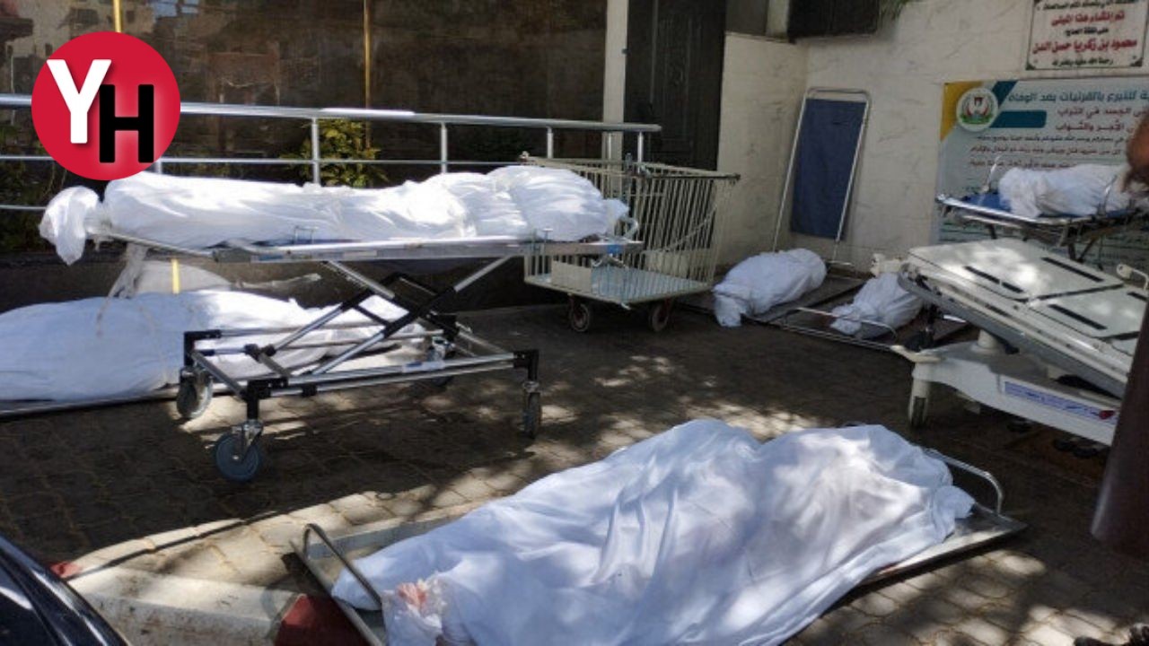 Saldırılar Sonucu Şifa Hastanesi Mezarlığa Döndü (3)