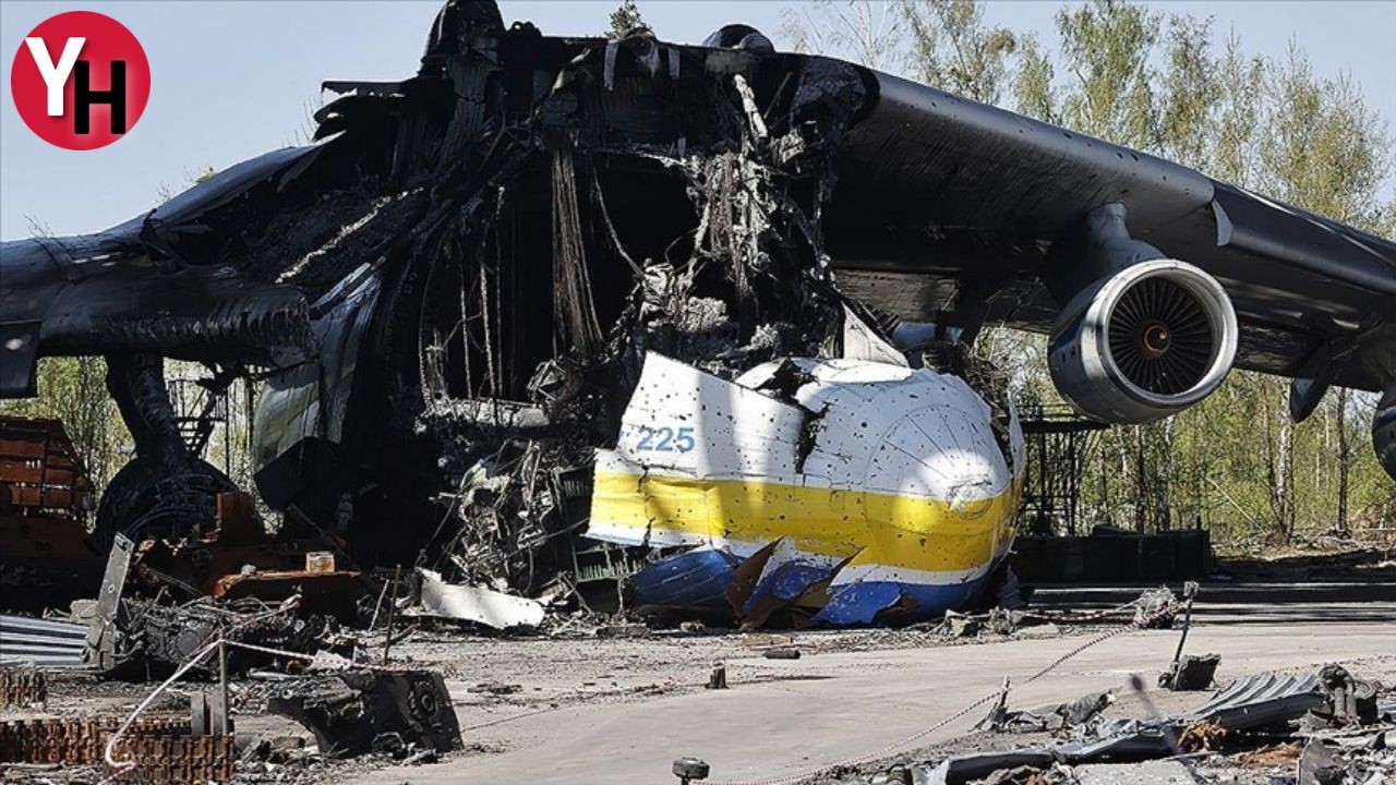 Rusya, Ukrayna'ya Ait Askeri Uçağı Düşürdü! (1)